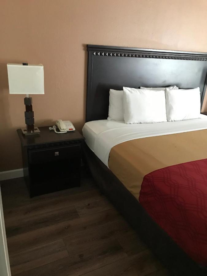 The Best Inn & Suites Маркем Екстер'єр фото