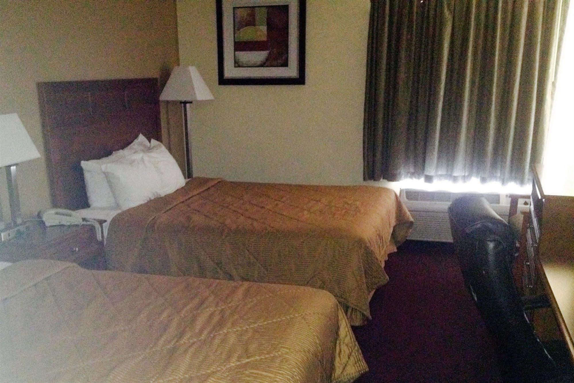 The Best Inn & Suites Маркем Екстер'єр фото